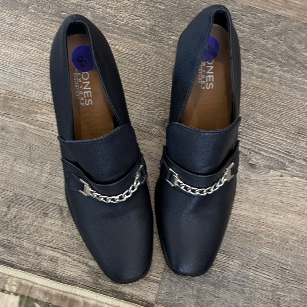 Y2k Chunky  Navy Leather Loafers 3” heel with Chain Detail Sz 7.5 New